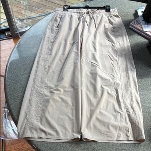 Athleta Avenue Wide Leg Crop Pants Size 10